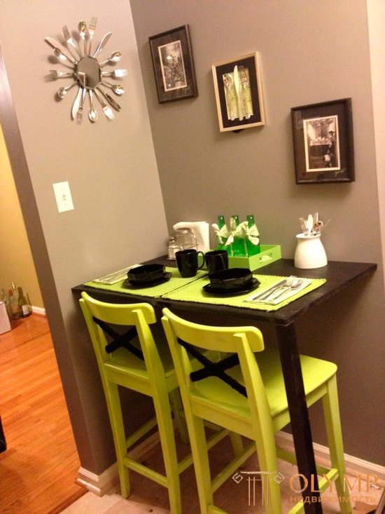   Bar counter in the kitchen 