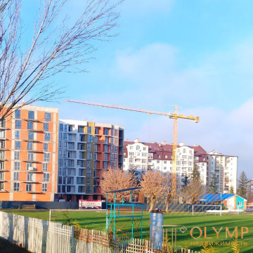 я був сьогодні біля нашого будинку і зробив свіжі фото