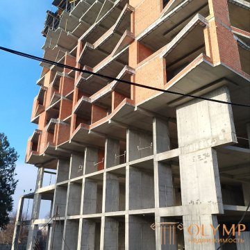 я був сьогодні біля нашого будинку і зробив свіжі фото